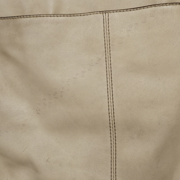 Coach Leather Cream Zipper Tote Bag - Picture 5 of 11